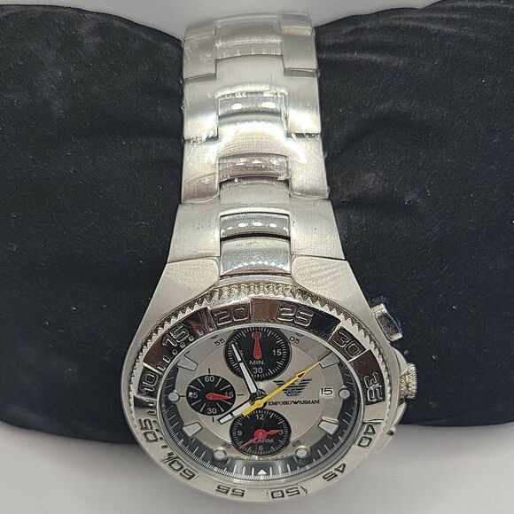 ARMANI AR0690 Men's Stainless Steel Analog Dial Quartz Genuine Wrist Watch BC481 - Picture 4 of 10